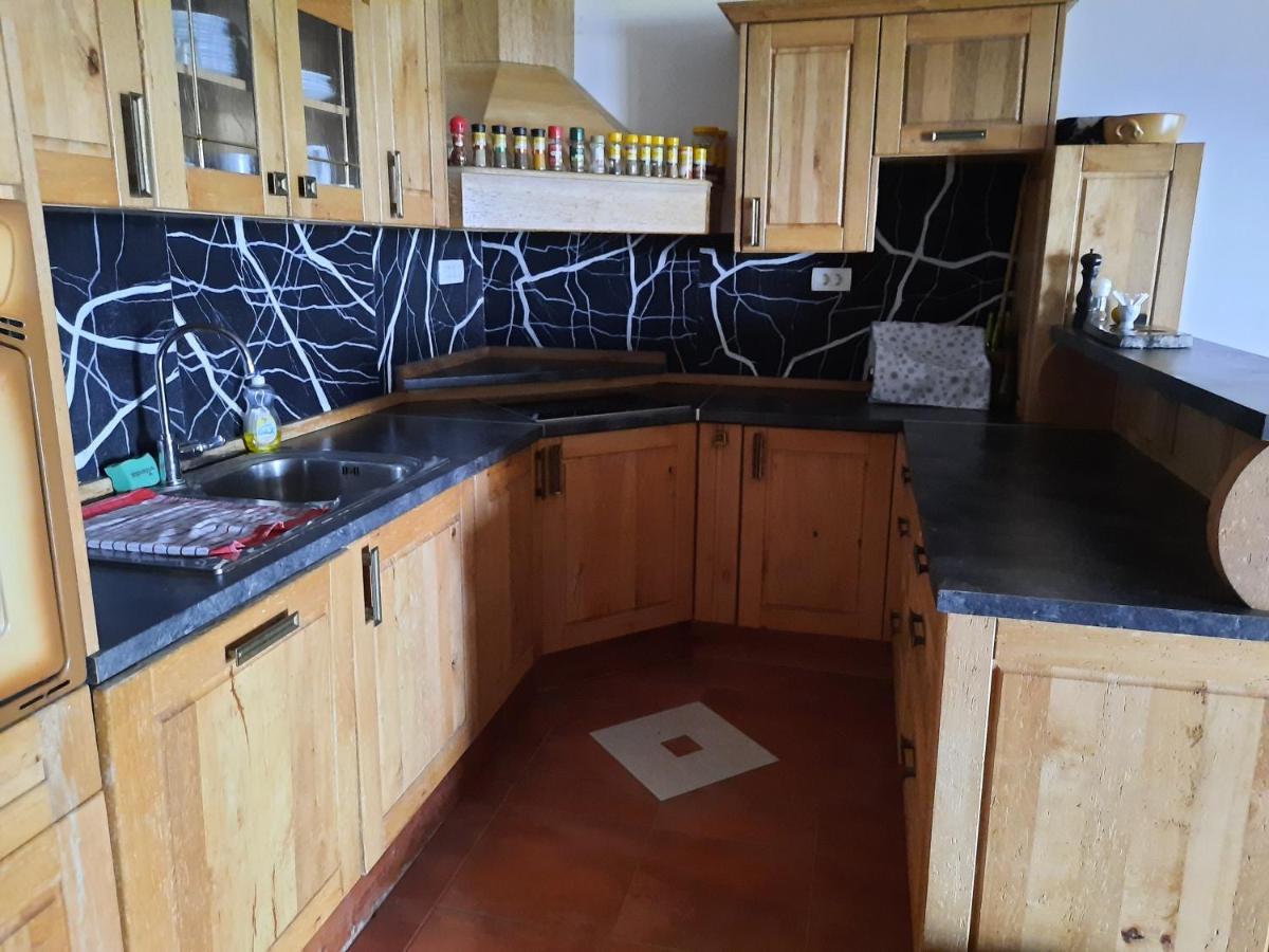 Country House Zemljanka Sentrupert  Luaran gambar